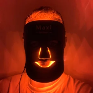 Review: Maxi Meilleur Pro Series LED Masker